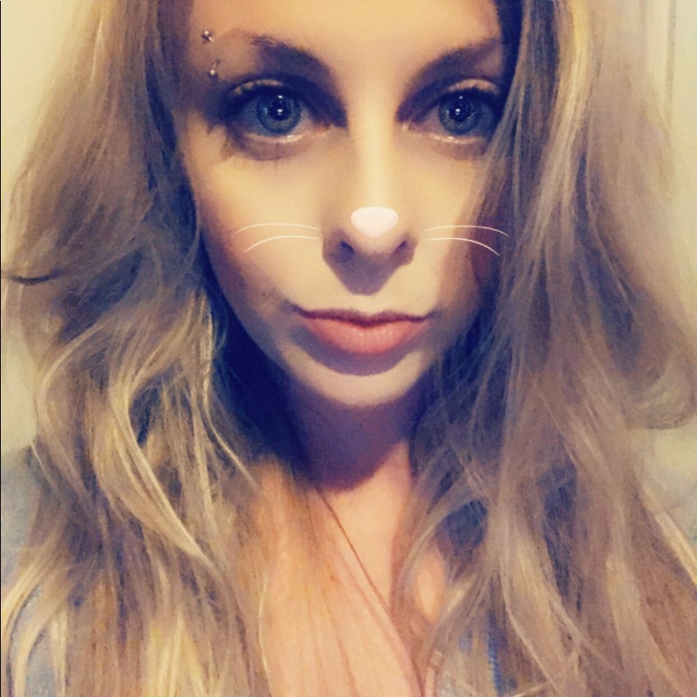 Meet your Posher, Madison